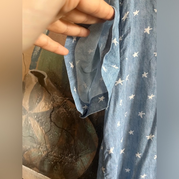 Tipsyelves Star-Printer Button-down Shirt with red and white striped pocket - Picture 9 of 9